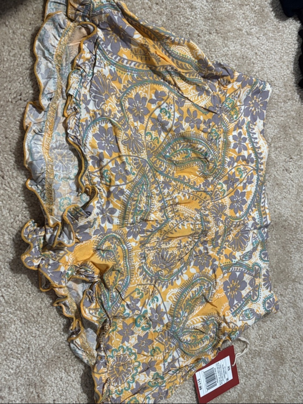 Mossimo Supply Co. Yellow Paisley Ruffle Women’s Shorts
